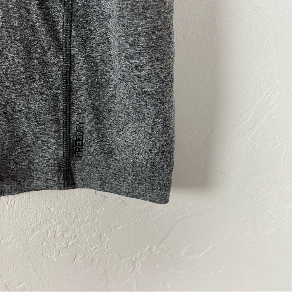 Eddie Bauer Shirt Knit Short Sleeve Tee Top Marled Heather‎ Gray Motion Athletic - Picture 4 of 7